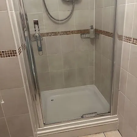 Private And Ensuite In Homestay szállás Naas